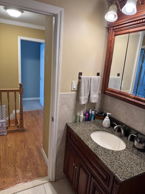 Building Photo - 221 Springmeadow Dr