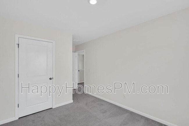 Building Photo - 138 Sweet Cherry Ln