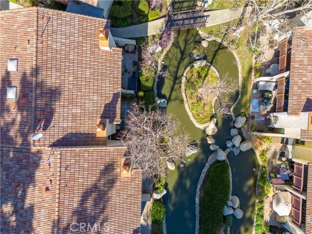 Building Photo - 5720 Owensmouth Ave