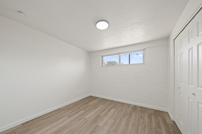 Building Photo - 3431 S Pantano Rd
