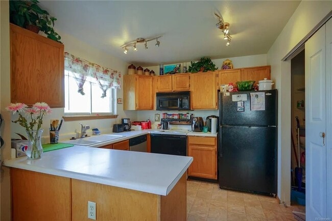 Building Photo - 3 Bedroom Home in Thornton