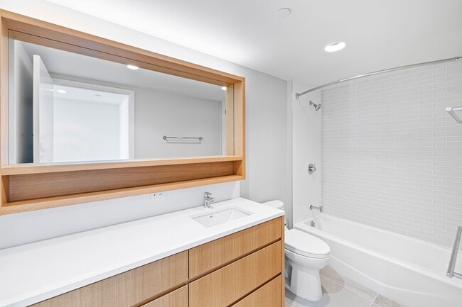 Building Photo - 2342