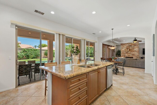 Building Photo - 48476 Bighorn Dr