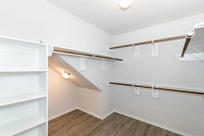 Building Photo - 22406 Porter Mountain Trl