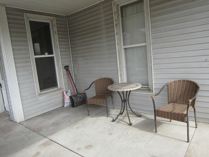 front porch - 1728 I St