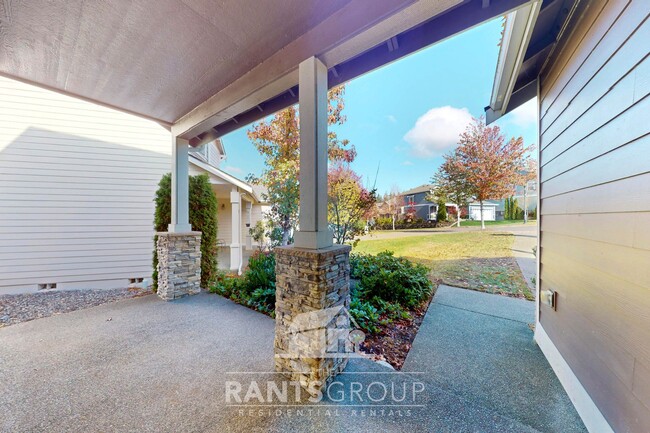 Building Photo - New Paint & Carpet! Beautiful Neighborhood...