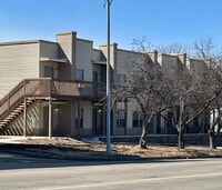 Building Photo - 507 SW 6th Ave