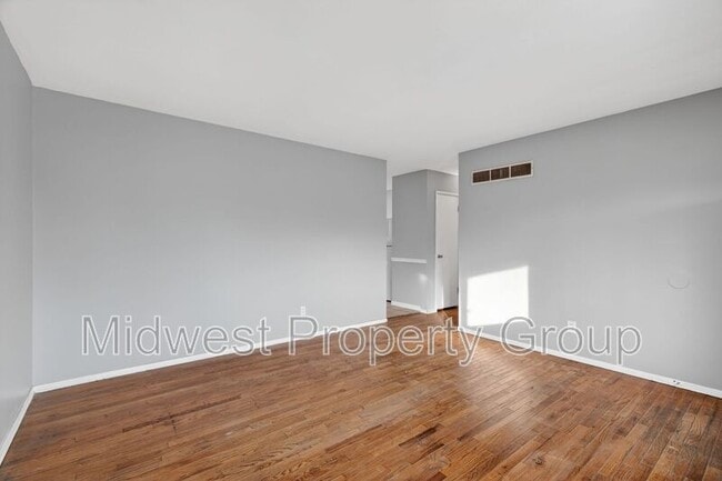 Building Photo - 1455 Redman Blvd