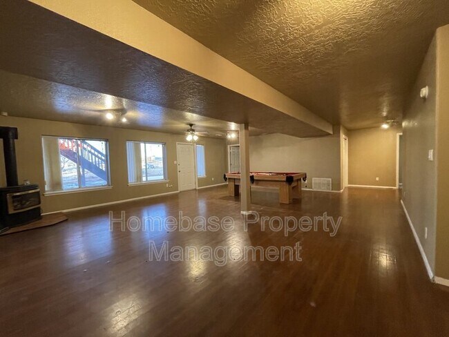 Building Photo - 1053 County Rd 3000