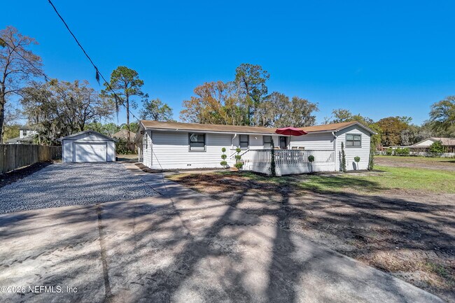 Building Photo - 11321 Deep Ln