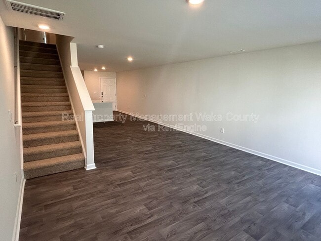 Building Photo - 8539 Beckett Chase Wy