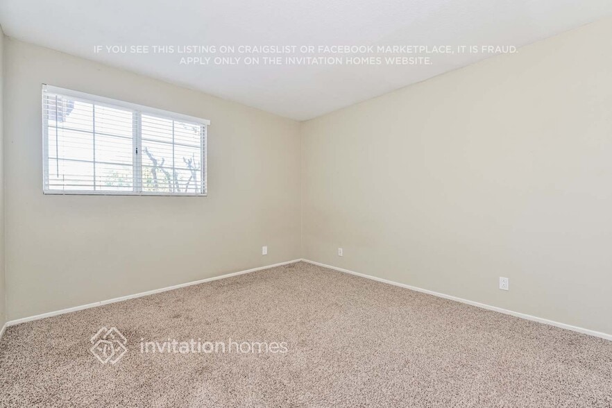 Building Photo - 12420 Alderglen St