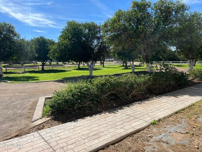 Building Photo - 17218 E Starflower Ct