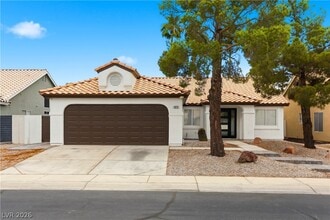 Building Photo - 4818 Carefree Dr