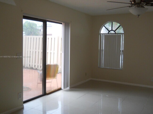 Building Photo - 3955 Village Dr