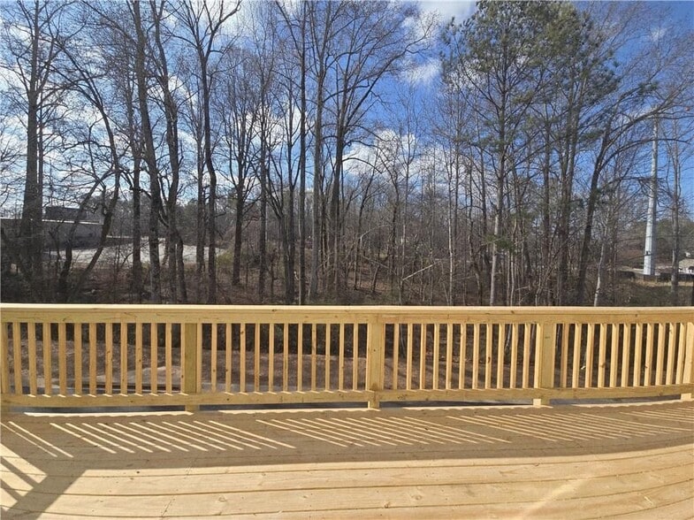 Building Photo - 163 Basil St