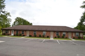 Building Photo - 8344 Woodgrove Dr