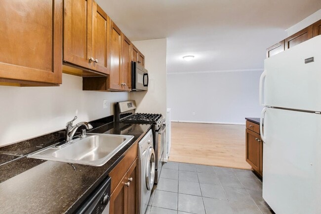 Building Photo - 3107 Naylor Rd