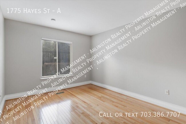 Building Photo - 1775 S Hayes St