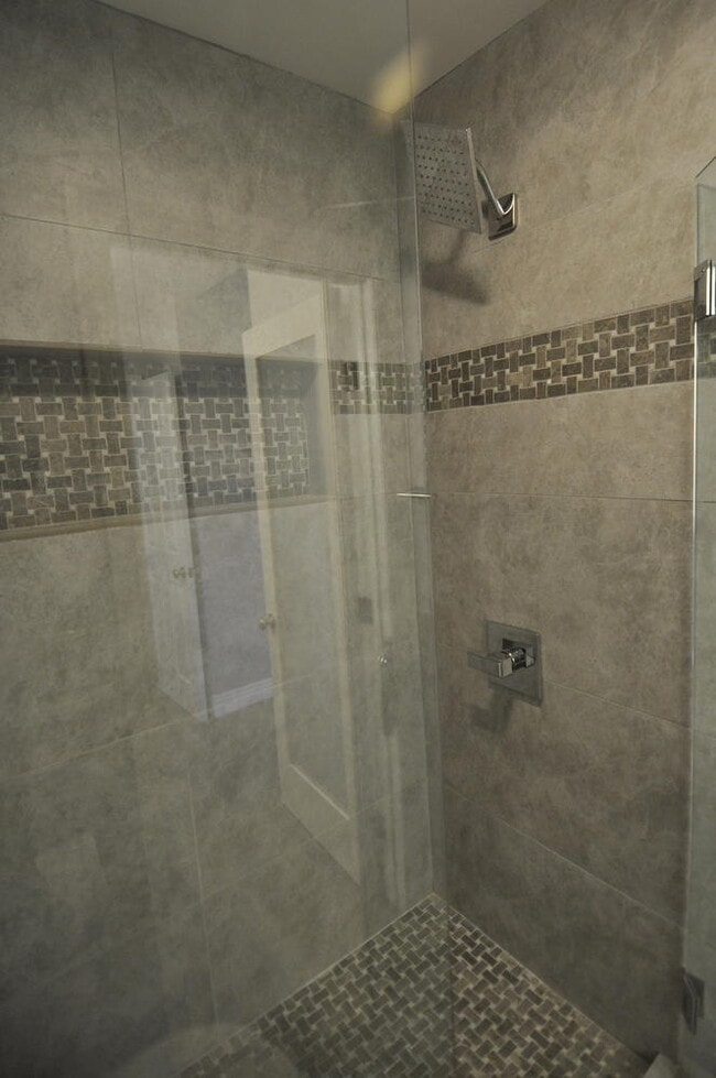 Building Photo - 4022 Layang Layang Cir