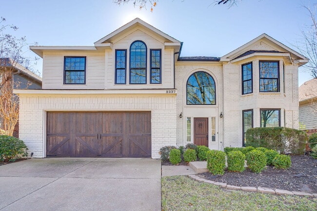 Building Photo - Beautifully Updated Home in Grapevine!