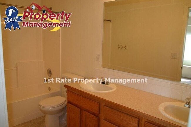 Building Photo - 11657 W Blueberry Ave