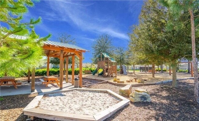 Building Photo - 2768 Norway Maple Ct