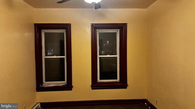 Building Photo - 828 Chestnut St