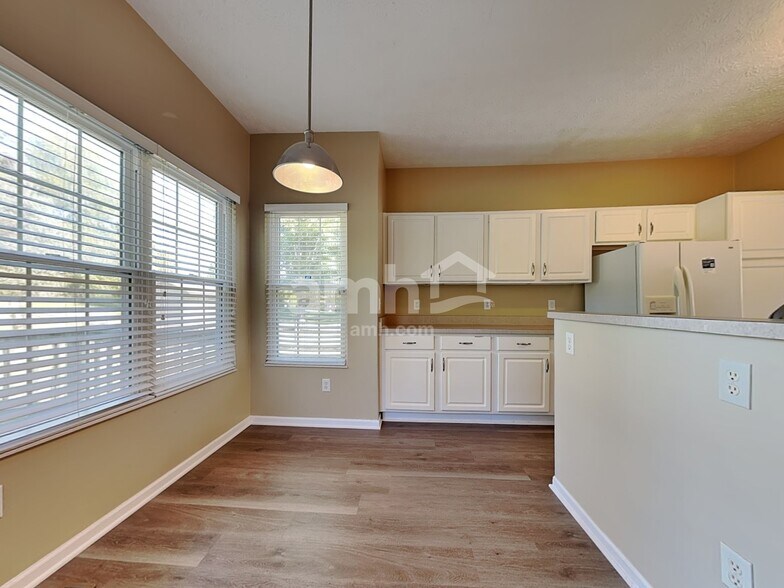 Building Photo - 6957 Spring Farm Ct