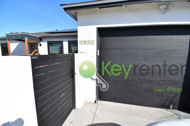 Building Photo - Single Detach Home in the heart of Bay Park | Close to SeaWorld, Mission Bay, Hwy 5 & 8 freeway