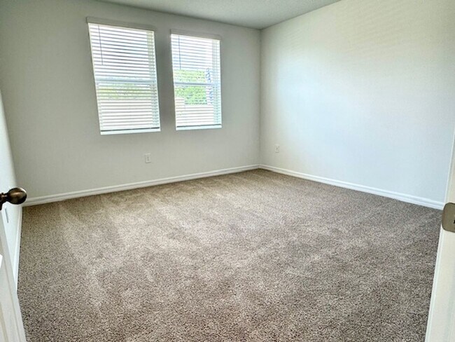 Building Photo - Brand new, energy-efficient 4 Bedroom Home...