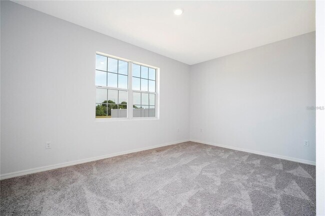 Building Photo - 873 Colville Dr