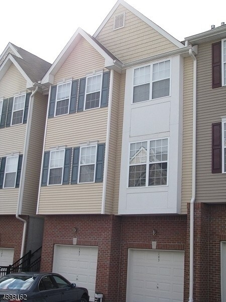 Primary Photo - 139 Conover Terrace