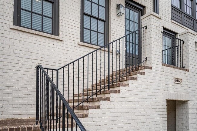 Building Photo - 6655 Sterling Dr