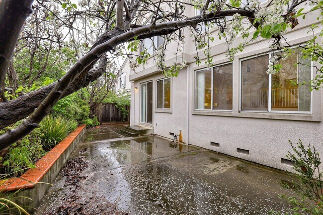 Building Photo - Cupertino Home for Rent!