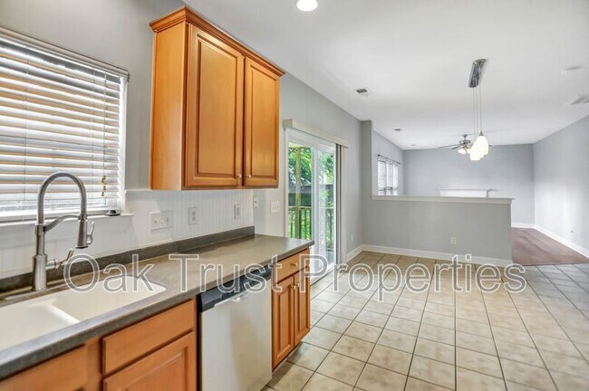 Building Photo - 5232 Mulholland Dr