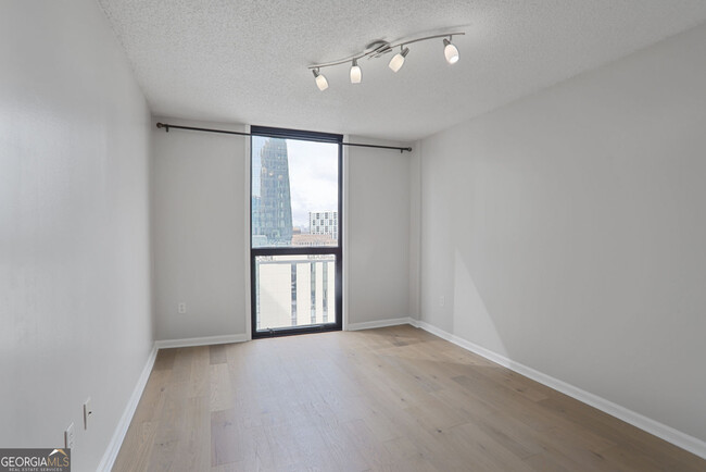 Building Photo - 1280 W Peachtree St NW