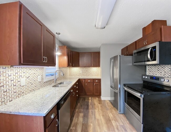 Building Photo - 3338 Library Ln