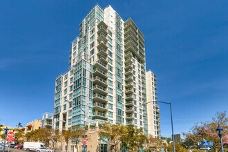 Building Photo - Gorgeous Condo Located on Cortez Hill in Downtown!