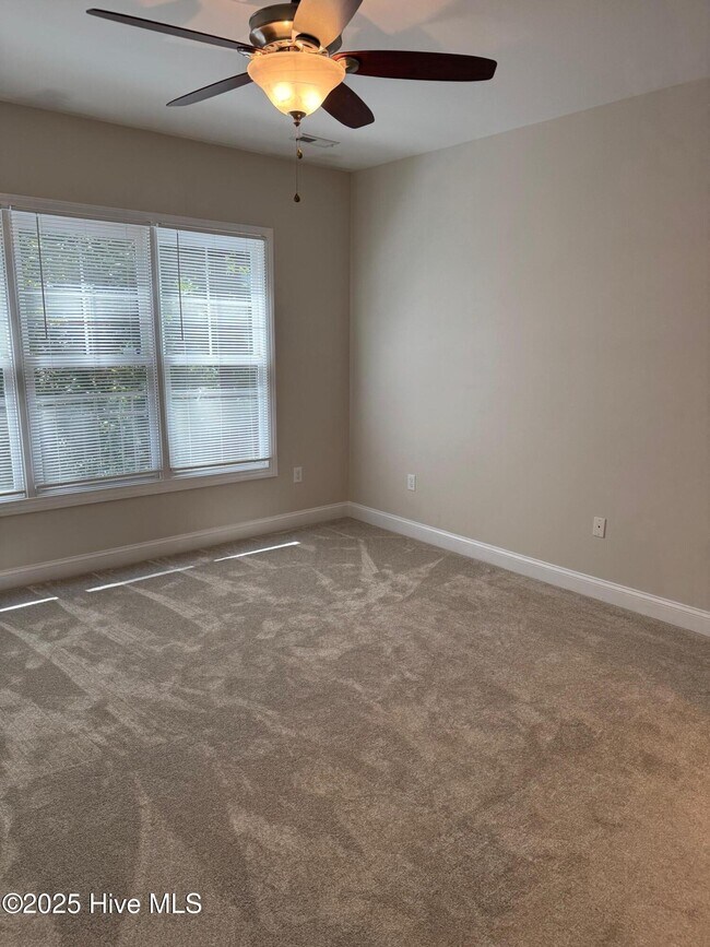 Building Photo - 15 Elk Ridge Ln