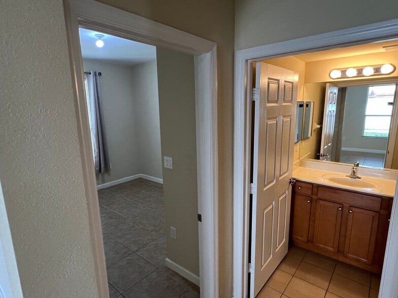 Building Photo - 17065 SW 93rd St