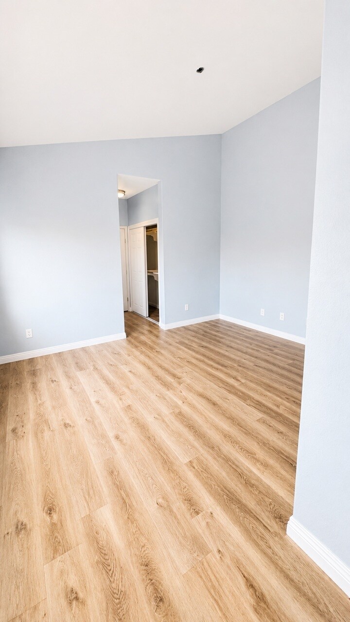 Building Photo - 7900 Woodman Ave