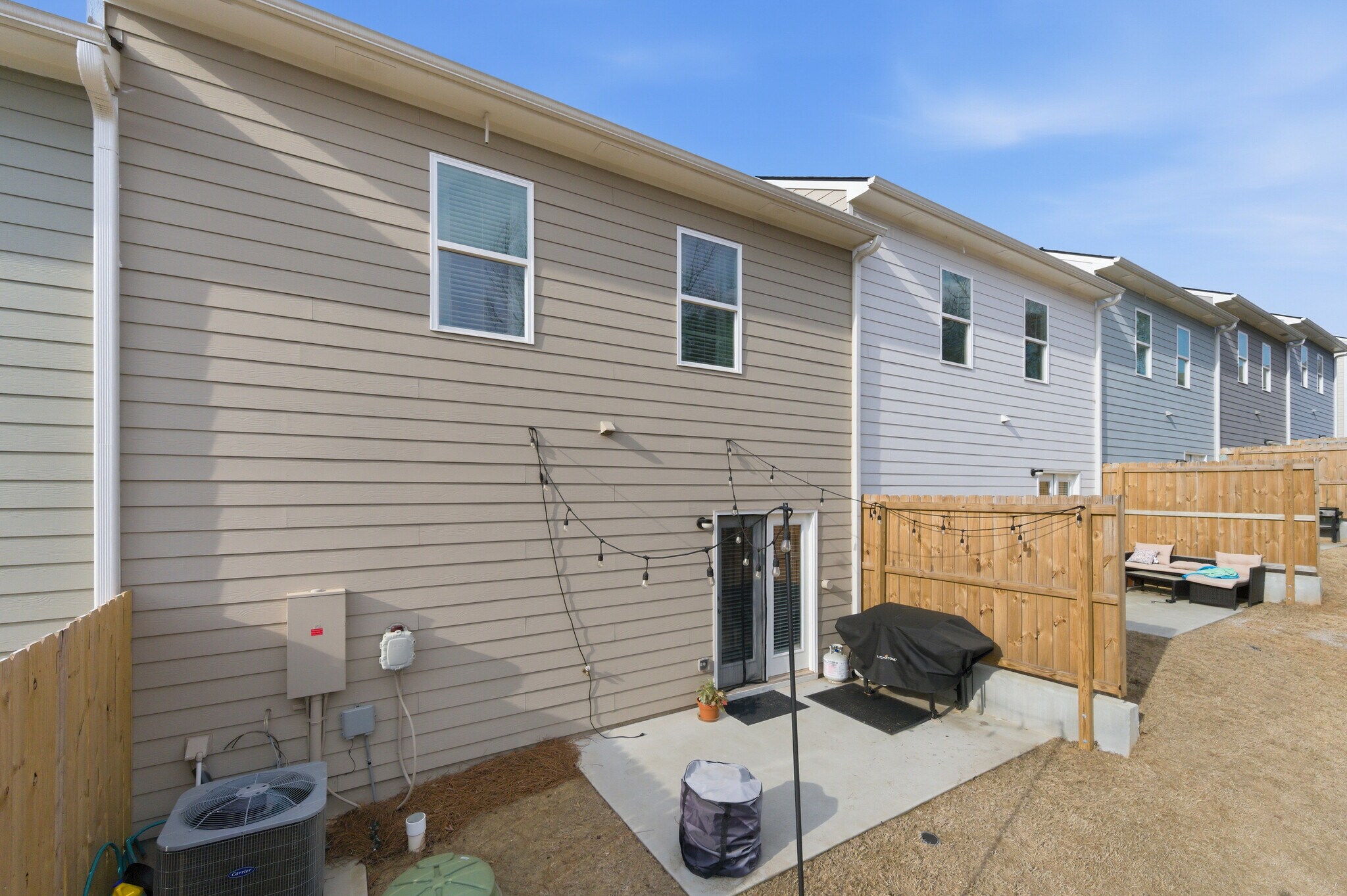 Building Photo - 503 Stoneybrook Dr