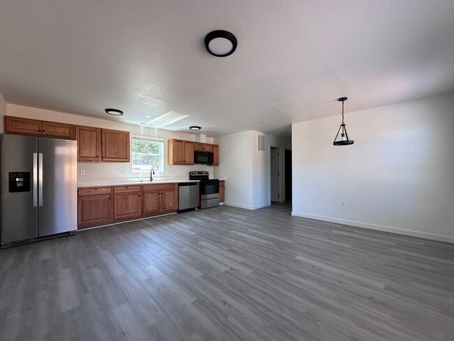 Building Photo - Brand New Construction 2 Bed 1 Bath Duplex!