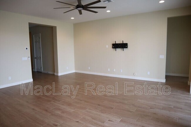 Building Photo - 2857 E Inca Ln