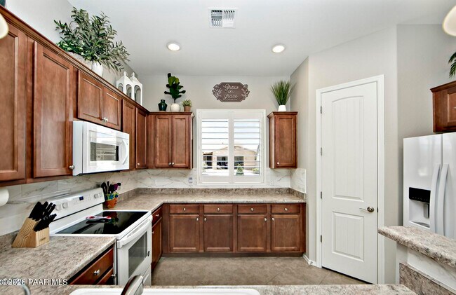 Building Photo - 6323 E Beckett Trl