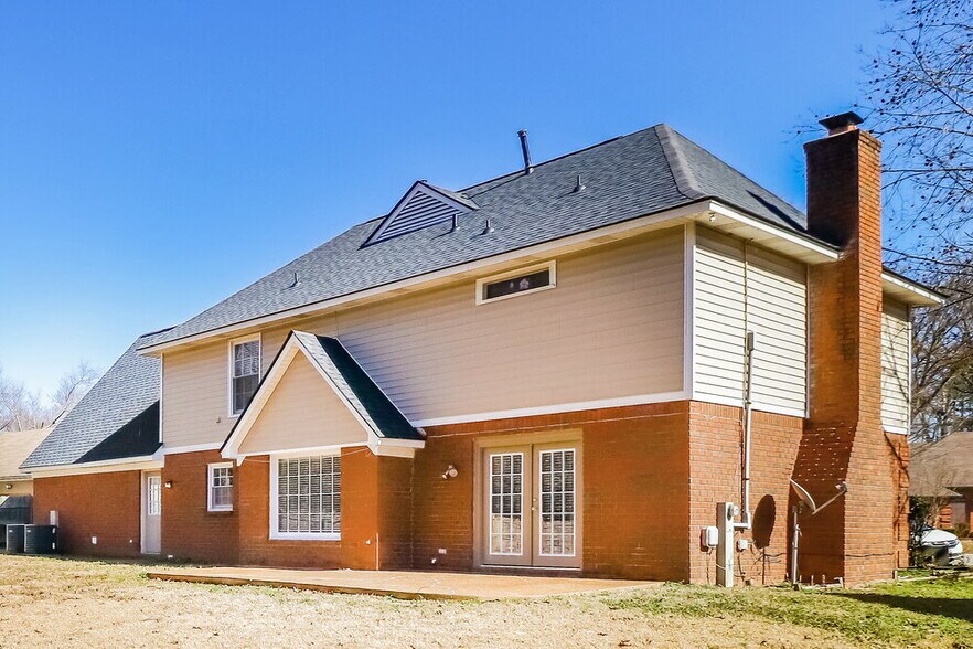 Building Photo - 9350 Morning Grove Cove