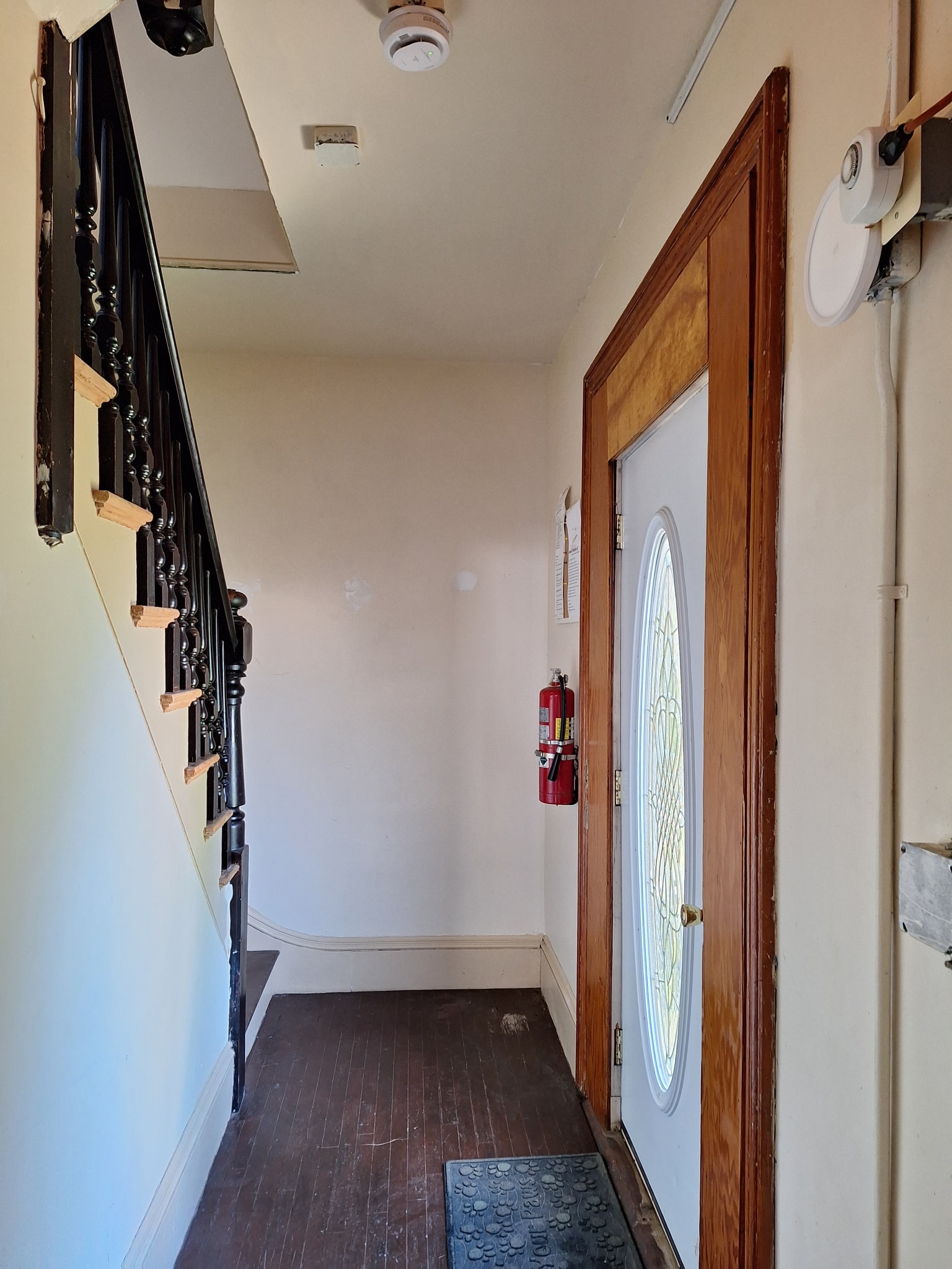 Building Photo - 64 Ford St