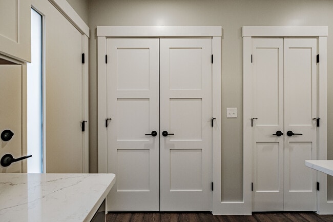 Building Photo - 9 Sunshine Circle