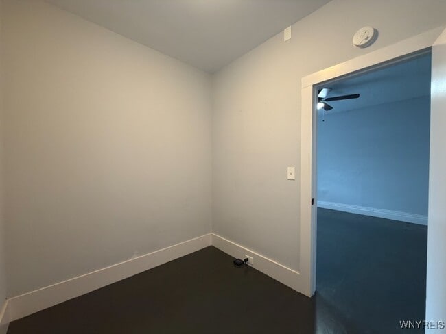 Building Photo - 36 19th St